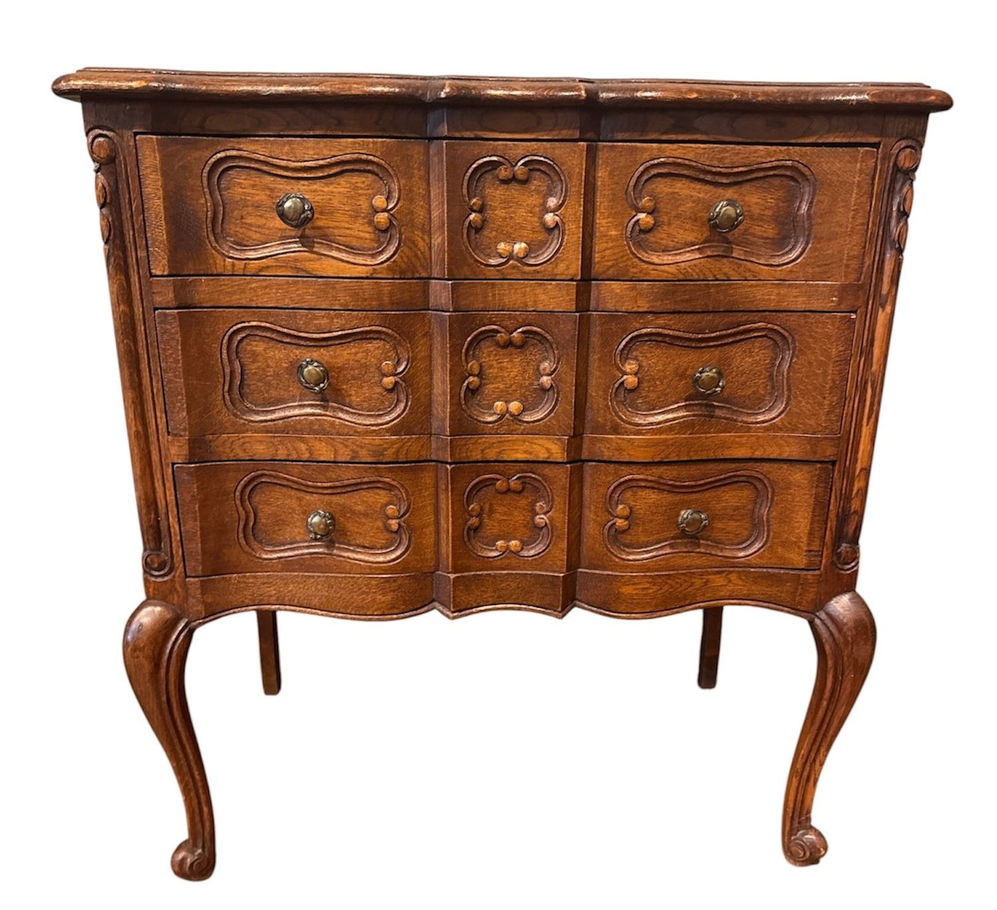 Petite Oak Chest of Drawers